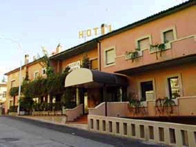Hotel Quercia Antica San Marino Exterior foto